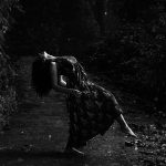 Feminine Energie heilen: 50 Journal-Prompts für deine wilde Weiblichkeit 50 Journal-Prompts für deine wilde Weiblichkeit
